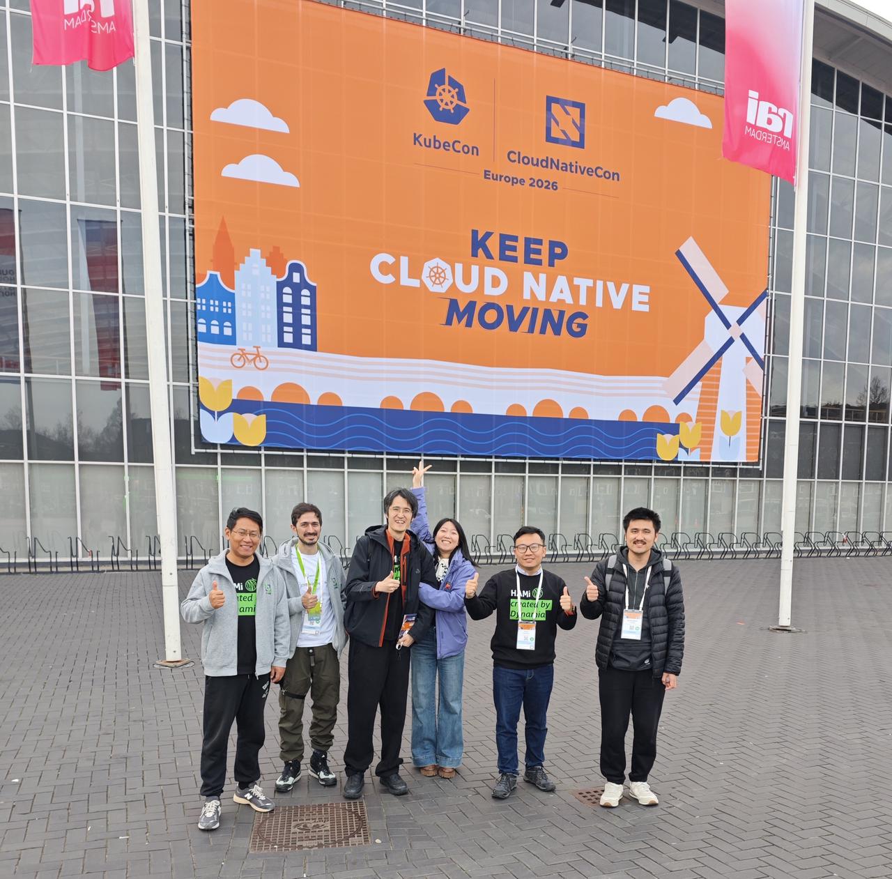 HAMi community members and contributors group photo at KubeCon